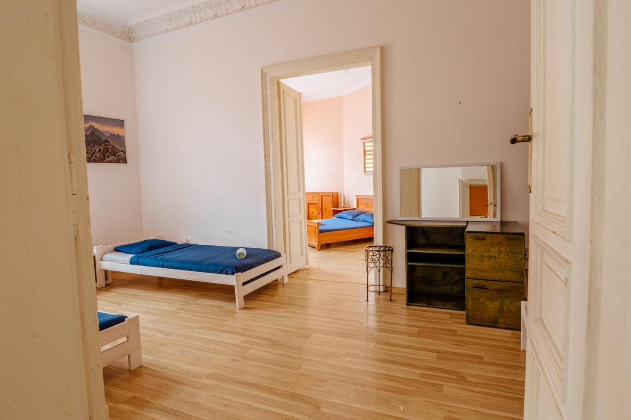 T&T Hostel & Apartments Krakkó Kültér fotó